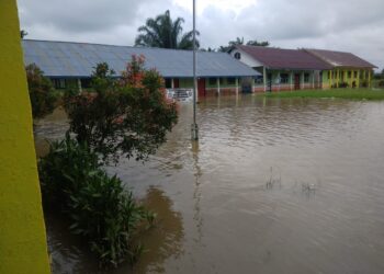 Banjir Wilayah Berbak, Kadisdik Himbau Sekolah Terdampak Untuk Lakukan Daring.