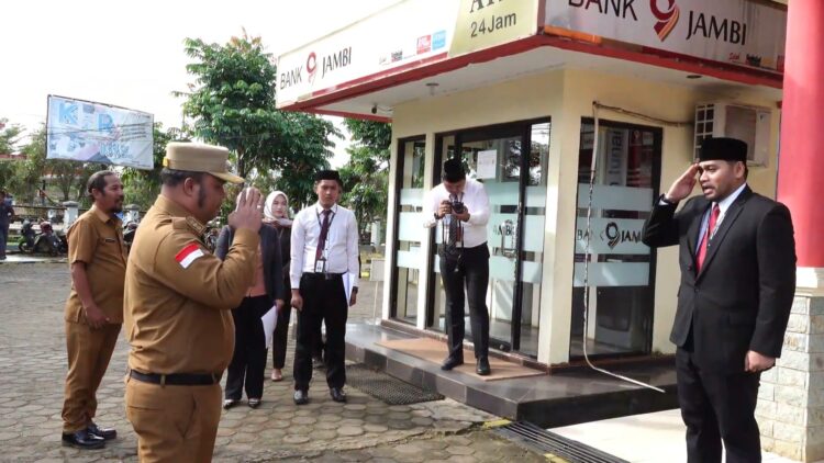 Wakil Bupati Tanjabtim Jadi Inspektur Upacara HUT Bank Jambi Ke-61