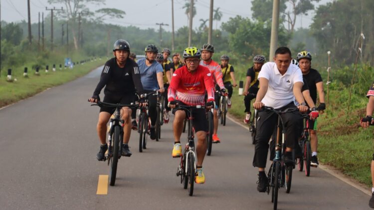 Sehat dan Asik, Jaga Kebugaran Tubuh dengan Bersepeda ala Polres Tanjabtim