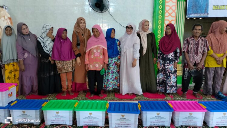 Safari Dhuha Kecamatan Berbak, Camat Juni ” Ibu Bupati Wanita Tangguh “.