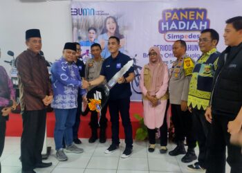 Wabup Tanjabtim Robby Hadiri Panen Hadiah Simpedes Branch Office Kuala Tungkal