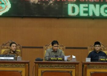 5 Fraksi DPRD Tanjab Timur Sampaikan Pandangan Umum Terkait Nota Pengantar LKPJ Bupati Tahun Anggaran 2023