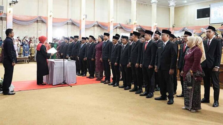 30 Anggota DPRD Tanjabtim Periode 2024-2029 Diambil Sumpah