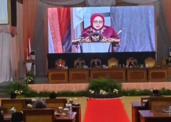 Zilawati Pimpin Ketua DPRD Tanjab Timur Sementara