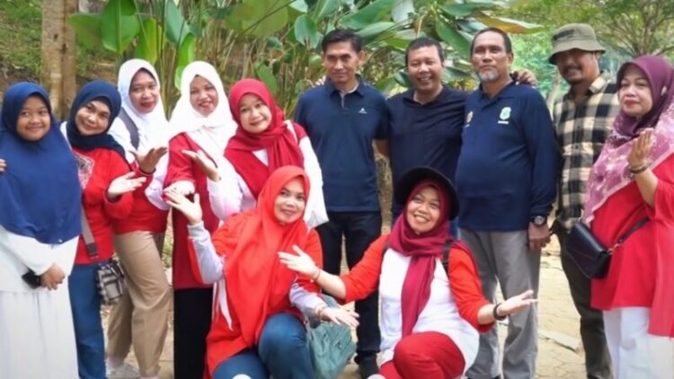 Bupati Tanjung Jabung Timur Romi Hariyanto Buka Lomba Mancing di Taman Rakyat