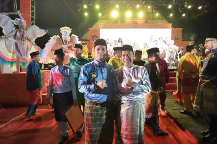 Pjs. Bupati Tanjabbar Hadiri Malam Puncak Festival Baswara Nuraga Nusantara 2024