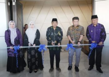 Bupati Tanjabbar Resmikan Gedung Petro Berkah Pengabuan Convention Center dan Kukuhkan Forum TJSLP pada Refleksi Kepemimpinan ke-4 tahun