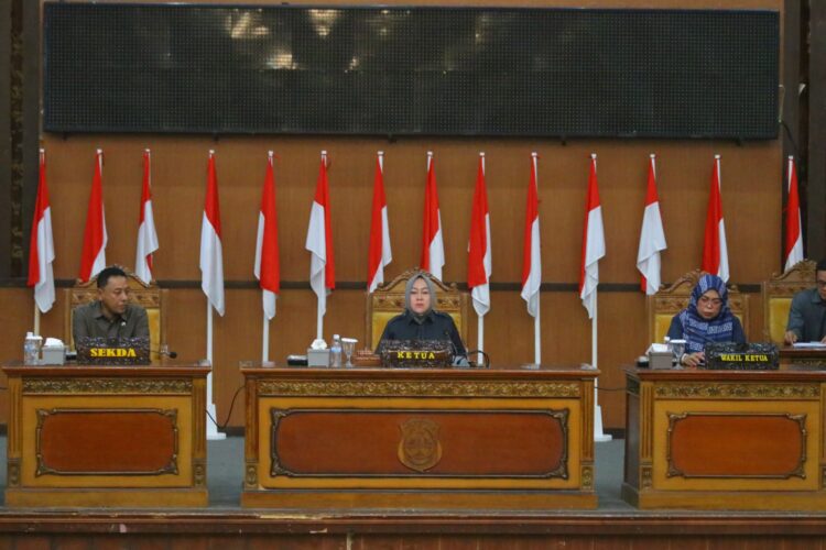 Sampaikan Laporan LKPJ Bupati Tahun 2024, Komisi DPRD Tanjabtim Berikan Rekomendasi