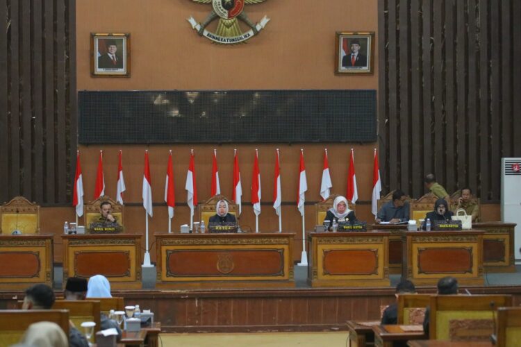 DPRD Tanjabtim Gelar Paripurna Pendapat Akhir Fraksi Terhadap LKPJ Bupati Tahun 2024