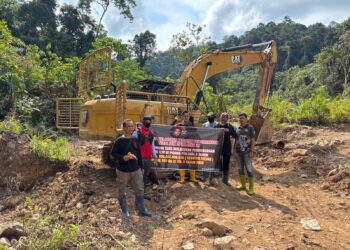 Dipimpin Operasi Kapolsek Bangko Dua Alat Excavator Dusun Petekun di Amankan