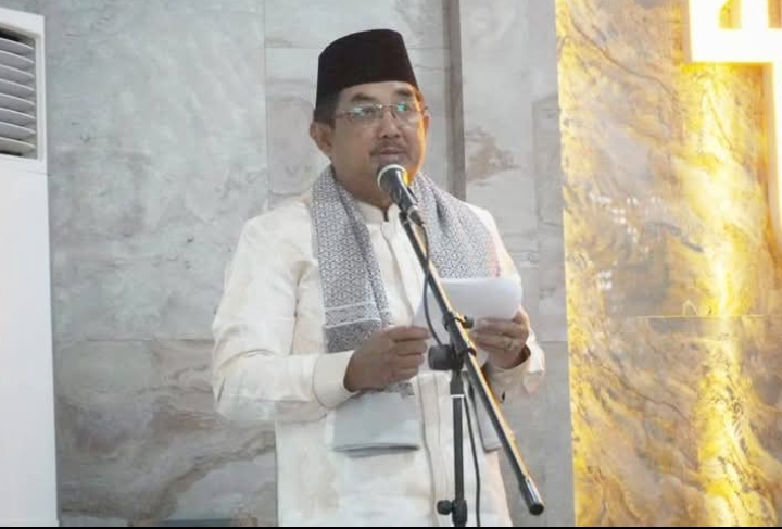 Bupati Tanjabbar Dan Jajaran Forkopimda Laksanakan Salat Iduladha di Masjid Al-Anwar, Wujudkan Ukhuwah dan Kepedulian