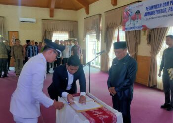 Sekda Tanjabtim Lantik 18 Pejabat Administrator, Pengawas dan Pejabat Fungsional