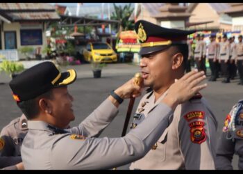 Sebanyak 29 Anggota Polres Tanjabbar Menerima Kenaikan Pangkat