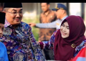Bupati dan Ketua TP PKK Tinjau Giat Sunatan Massal,Dalam Rangka HUT RI ke-80 dan Hari Jadi Kabupaten Tanjabbar ke-60