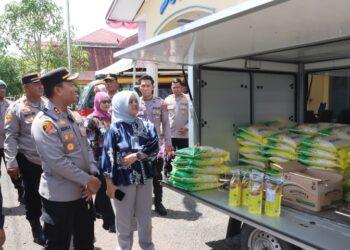 ​Polres Tanjabbar Sukseskan Gerakan Pangan Murah,Beras 8 Ton Berhasil Terjual Habis
