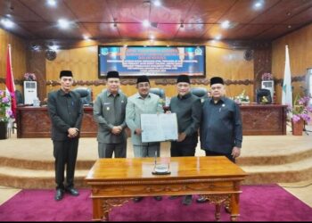DPRD Tanjabbar Gelar Paripurna Keempat, Sampaikan Laporan Banggar dan Pendapat Akhir Bupati Atas Pertanggungjawaban APBD 2024