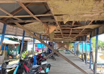 Butuh Prioritas Perbaikan Permanen Kondisi Keadaan  Kantin Pasar Parit Deli