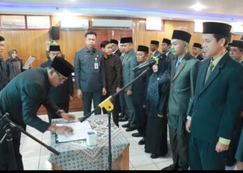 Wakili Bupati,Sekda Tanjabbar Lantik 52  Pejabat Eselon lll Dan lV