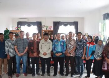 Bupati Tanjabbar Dorong UMKM Tembus Ritel Modern Melalui Kemitraan Strategis