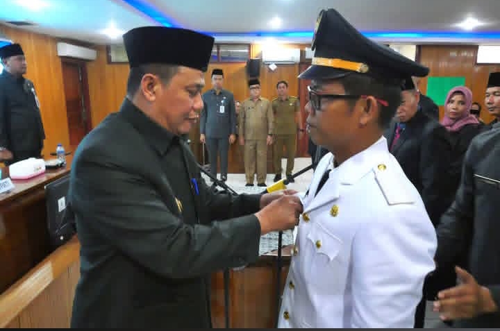 Wabup Tanjabbar Lantik 16 Pejabat Manajerial di Lingkungan Pemkab Tanjung Jabung Barat Sesuai Nama Dan Jabatan