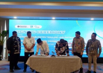 Pemkab Tanjabbar dan PT ASDP Indonesia Ferry (Persero)Teken MoU Kerja Sama Retribusi Pelabuhan Penyeberangan Kuala Tungkal